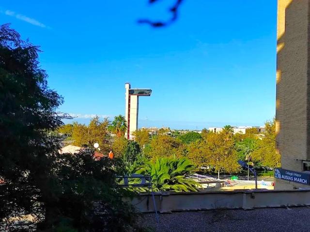 Pequeño piso con terraza en Vega Baixa, Valencia