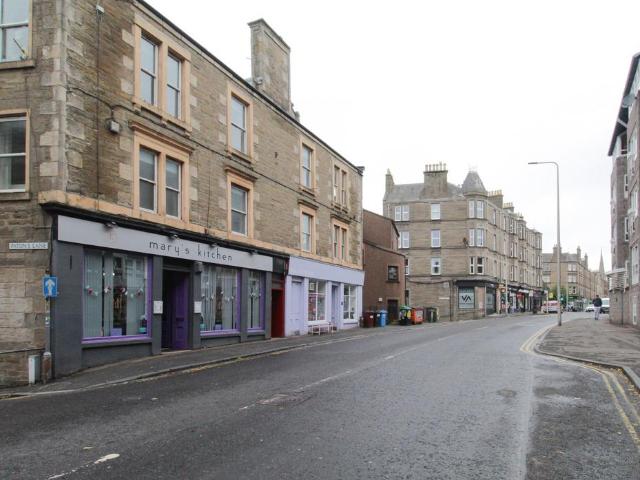 Perth Road, Dundee, DD1 3 bed flat to rent £1,050 pcm £242 pw