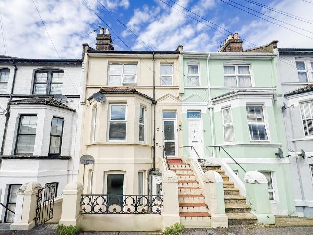 Perth Road, St. Leonards TN37, 3 bed maisonette to rent, £1,250 pcm | PrimeLocation