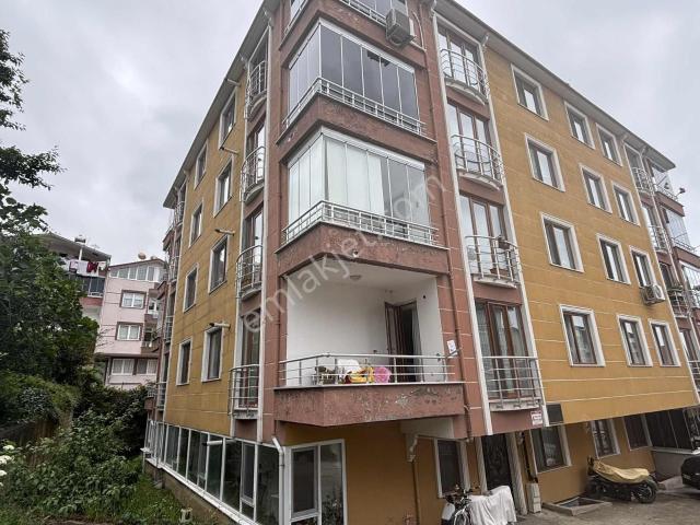 Perşembe Düz Mahallede Geniş Full Eşyalı Satılık 3+1 Daire