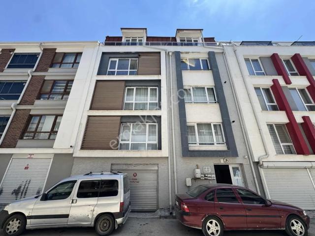 Pera'dan Çamlıca Mah. Tombakzade Cad. Yanı Satılık 4+1 Dubleks