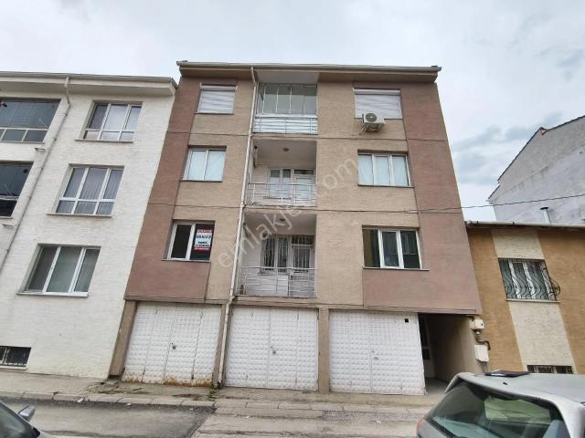 Pera'dan Emek Mah. Ertaş Cd.yakını 3+1 Kiralık Daire