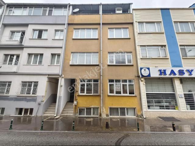 Pera'dan İstiklal Mh. Akınlar Sk. İçi Yapılı Kiralık 2+1 Daire