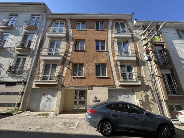 Pera'dan Şirintepe Mah Üni Yakını Kiralık 1+1 Eşyalı Temiz Daire
