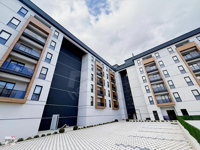 PERA'dan Sıfır projede modern tasarım ara kat 2+1 daire