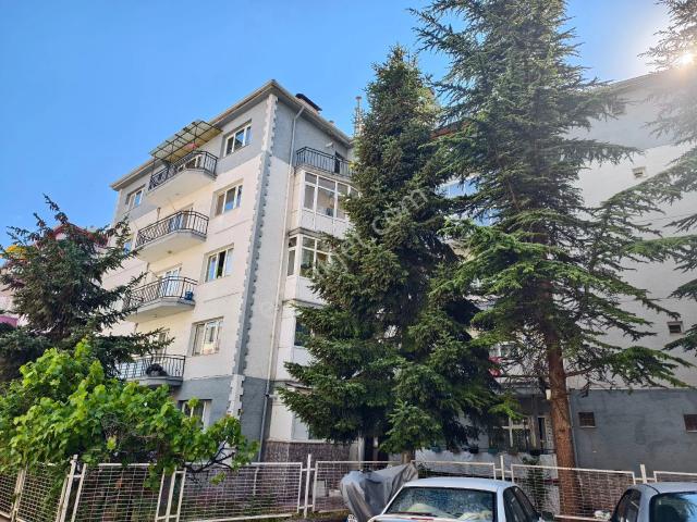 Pera'dan Uluönder Mh. Halis Sk. Hande Sit. Kiralık 3+1 Daire