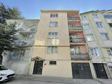 Pera'dan Yenidoğan Mah. Cumhuriyet Bulvarı Yakını Satılık 3+1