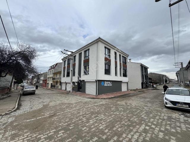 Pera'dan 71 Evler Mah. Şehir Hst Yakını Özel Garajlı Kiralık 2+1
