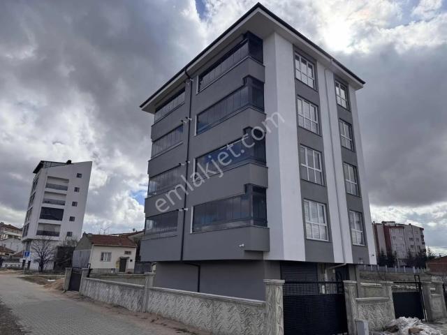 Pera'dan 71 Evler Mah Şehir Hst. Karşısı, Temiz Eşyalı 2+0 Daire