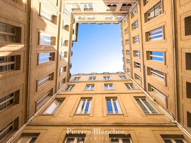 Percée Rose — De Briques Et De Mémoire® 196m² Toulouse