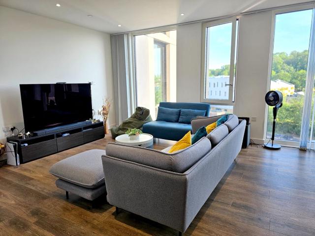 Perceval Square, Harrow On The Hill, London HA1, 2 bed flat to rent, £3,200 pcm | PrimeLocation
