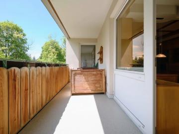 PERCHTOLDSDORF Top möblierte 4 Zimmer Familienwohnung mit Loggia und Kfz Abstellplatz!