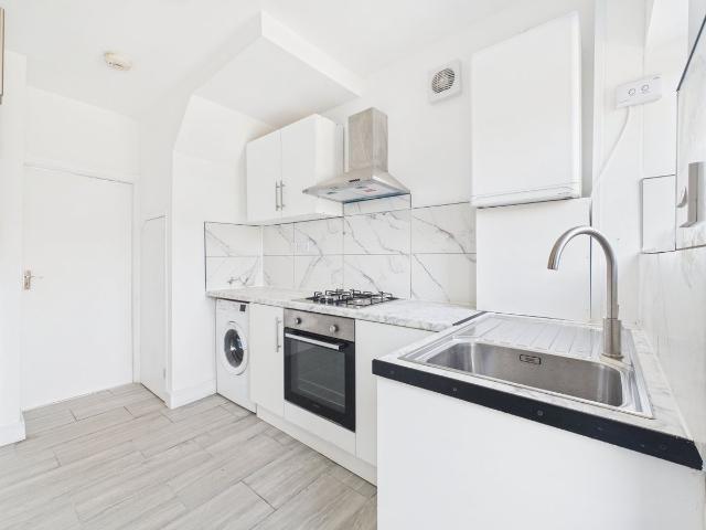 Percival Road, Feltham TW13, 3 bed semi detached house to rent, £2,100 pcm | PrimeLocation