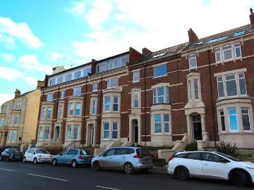 Percy Gardens, North Shields 2 bed apartment to rent £1,995 pcm £460 pw