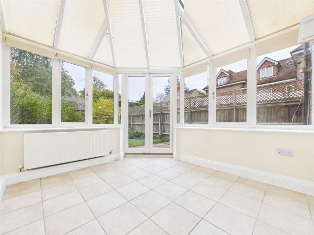 Percy Road, Hampton, TW12