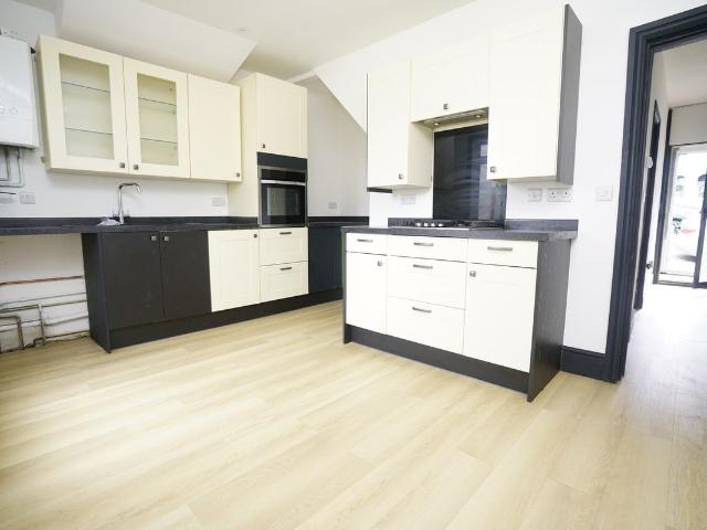 Percy Road, Hastings TN35, 2 bed terraced house to rent, £1,150 pcm | PrimeLocation