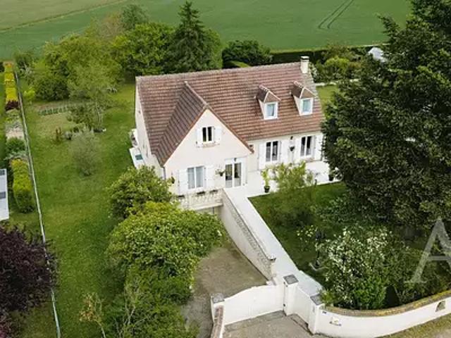 Perdreauville 78200 Achat / Vente maison 9 pièces t9 terrasse parking