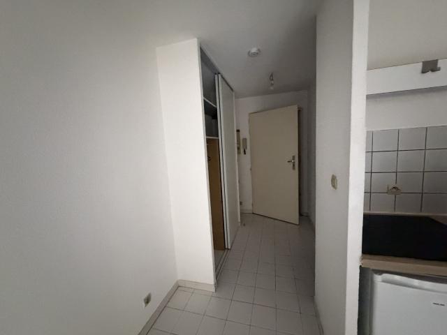 Père Soulas Studio 22.36m² FDI Services Immobiliers