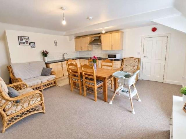 Peregrine Close, Hereford, HR2