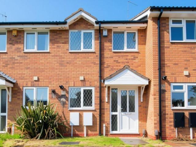 Peregrine Close, Lenton 2 bed terraced house to rent £995 pcm £230 pw