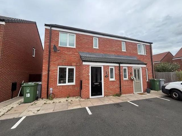 Peregrine Gardens, Clipstone, NG21, Property for rent