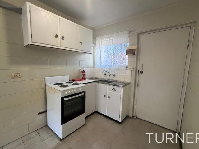 Perfect Mid point Apartment Living