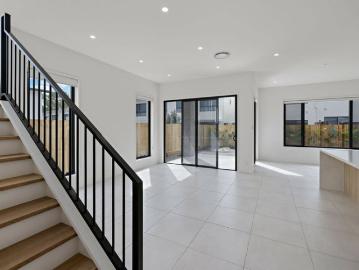 Perfect Modern Living with Every Convenience at Your Doorstep!