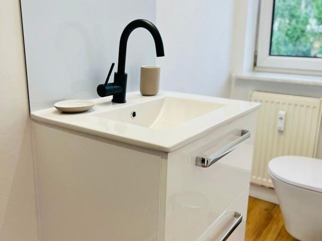 Perfect & new home in popular area, Dresden Amsterdam Apartments for Rent