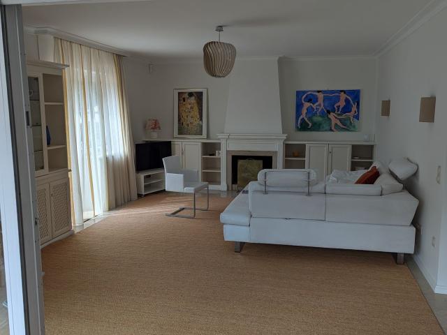 Perfect & nice apartment in München, Munchen Amsterdam Apartments for Rent