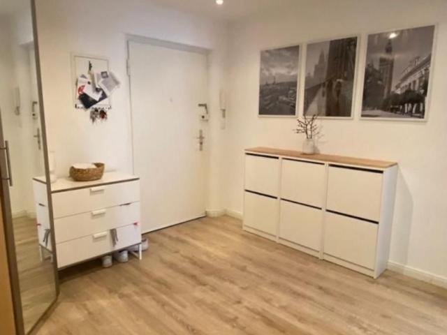 Perfect & awesome suite, Koln Amsterdam Apartments for Rent