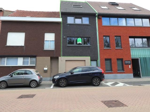 PERFECT AFGEWERKTE NIEUWBOUWAPPARTEMENT