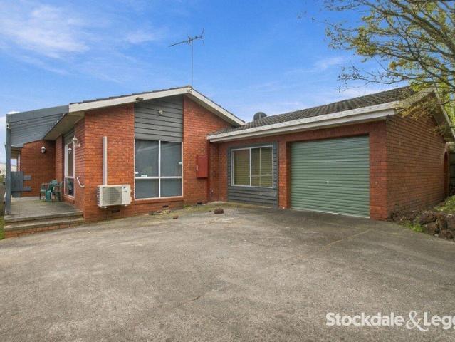 PERFECT AND AFFORDABLE 4 BEDROOM INVESTENT