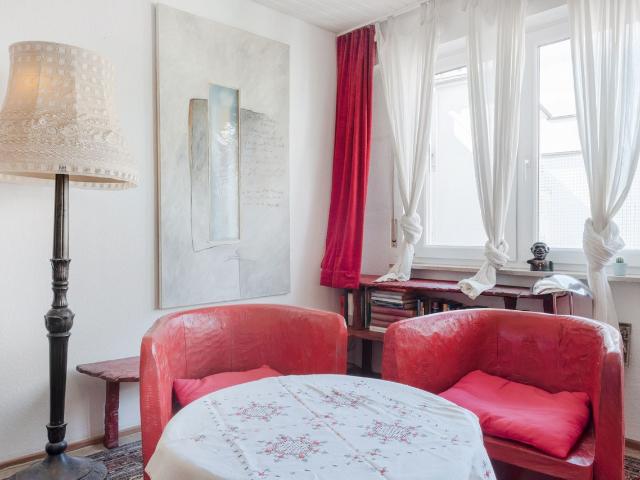 Perfect and cosy apartment with excellent traffic connection in city center, Stuttgart, Stuttgart Amsterdam Apartments for Rent