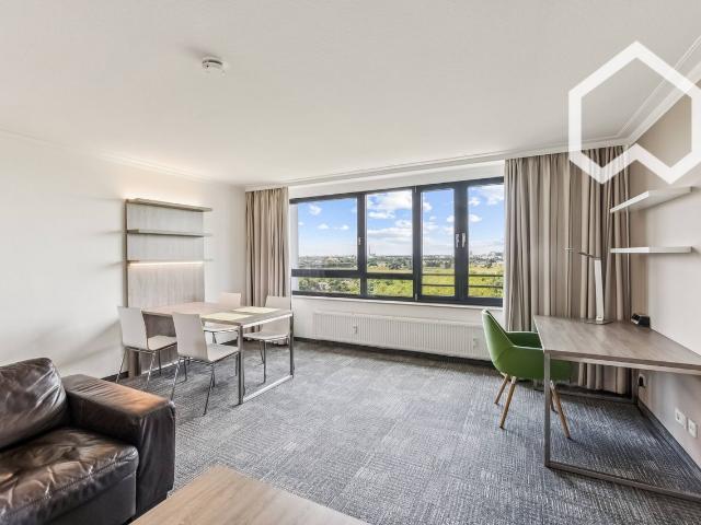 Perfect and pretty flat in excellent location, Düsseldorf, Dusseldorf Amsterdam Apartments for Rent