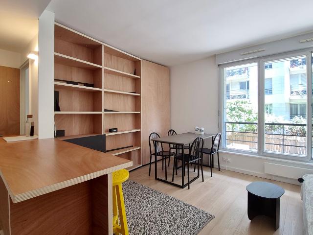 Perfect apartment with separable bedroom near Parc Buttes Chaumont, Paris Amsterdam Apartments for Rent