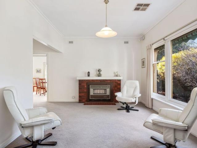 Perfect Beachside Location – Pets Welcome!