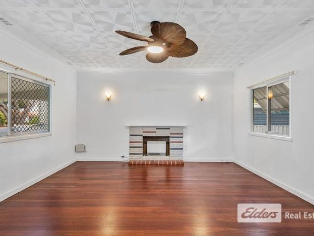 PERFECT BLEND OF CHARM & COMFORT!