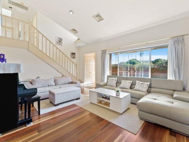 Perfect Boutique Townhouse in Prestige Location