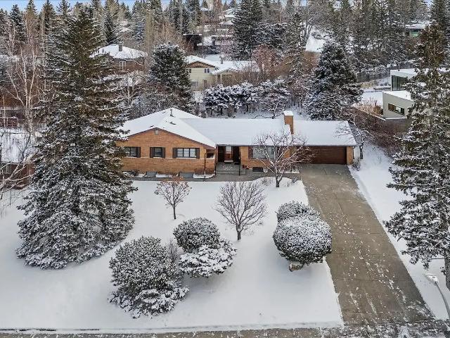 Perfect Britannia Location — 5 Bedrooms House