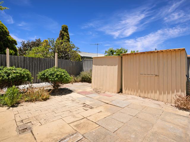 Perfect downsizer with no strata fees