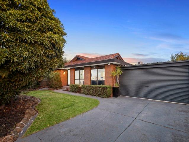 Perfect Entertainer in a Desirable Family Locale