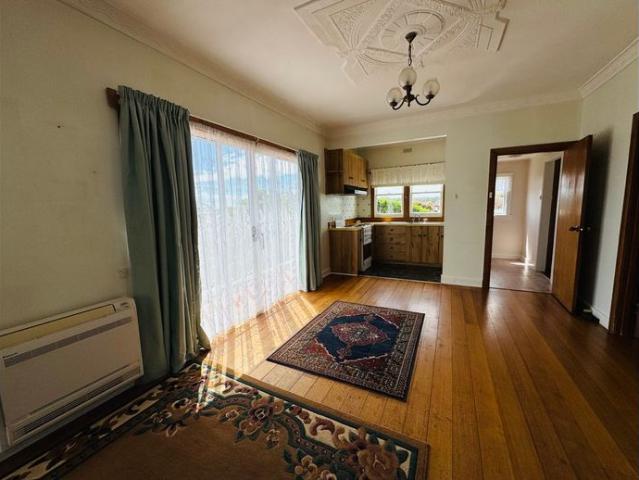 Perfect family 3 bedroom home in convenient location