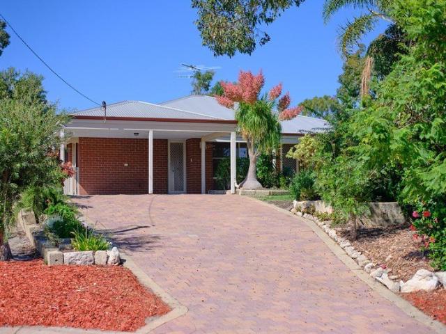 Peaceful cul de sac setting in Sensational Old Dawesville