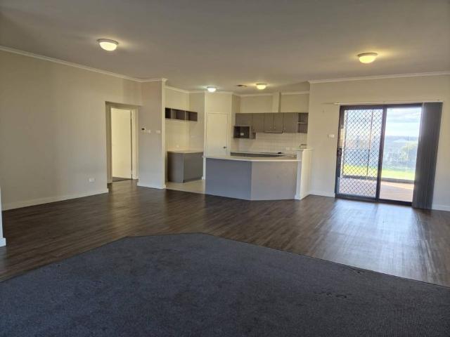 Perfect family home for rent in coastal location