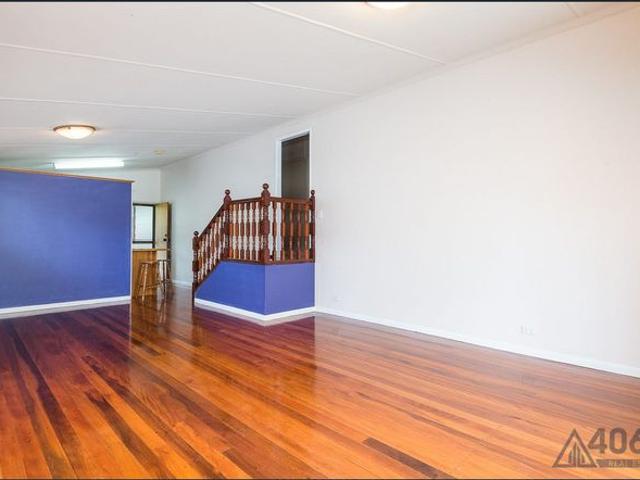 PERFECT FAMILY HOME IN CENTRAL LOCATION