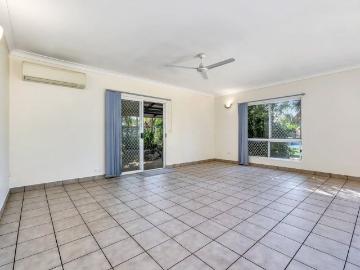 PERFECT FAMILY HOME IN PROTEA