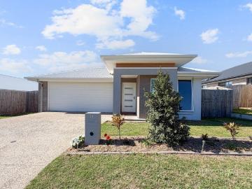 Perfect Family Home in the Heart of Plainland Crossing!