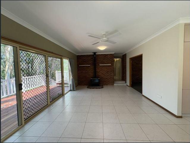PERFECT FAMILY HOME WITH YARD MAINTENANCE INCLUDED