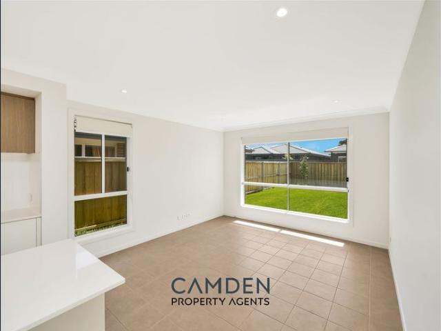 Perfect family home!