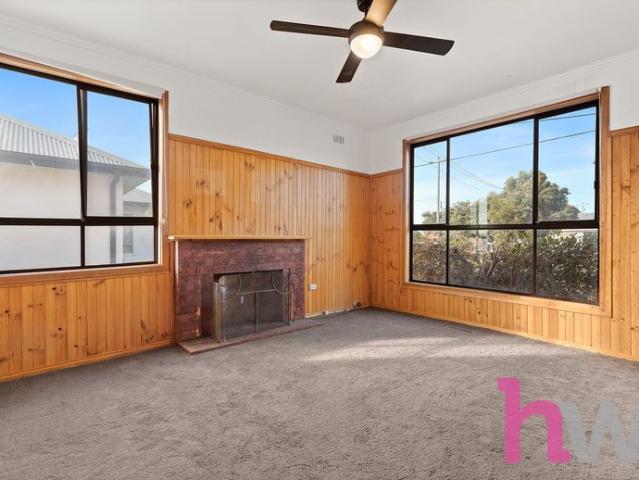 Perfect Family Living Close to Geelong CBD, Beaches & Ring Road